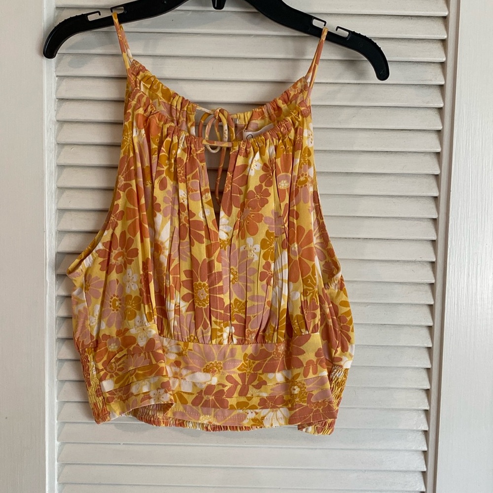 Halter top